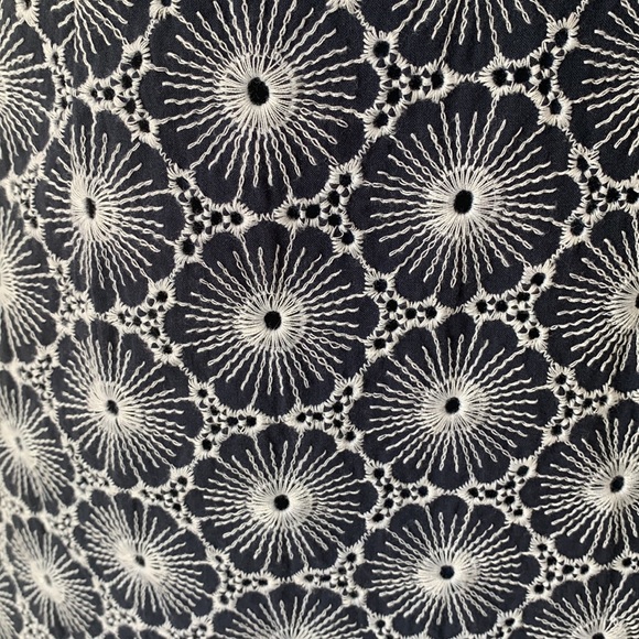 Vineyard Vines Dress Navy and White Size 2 - Picture 4 of 10